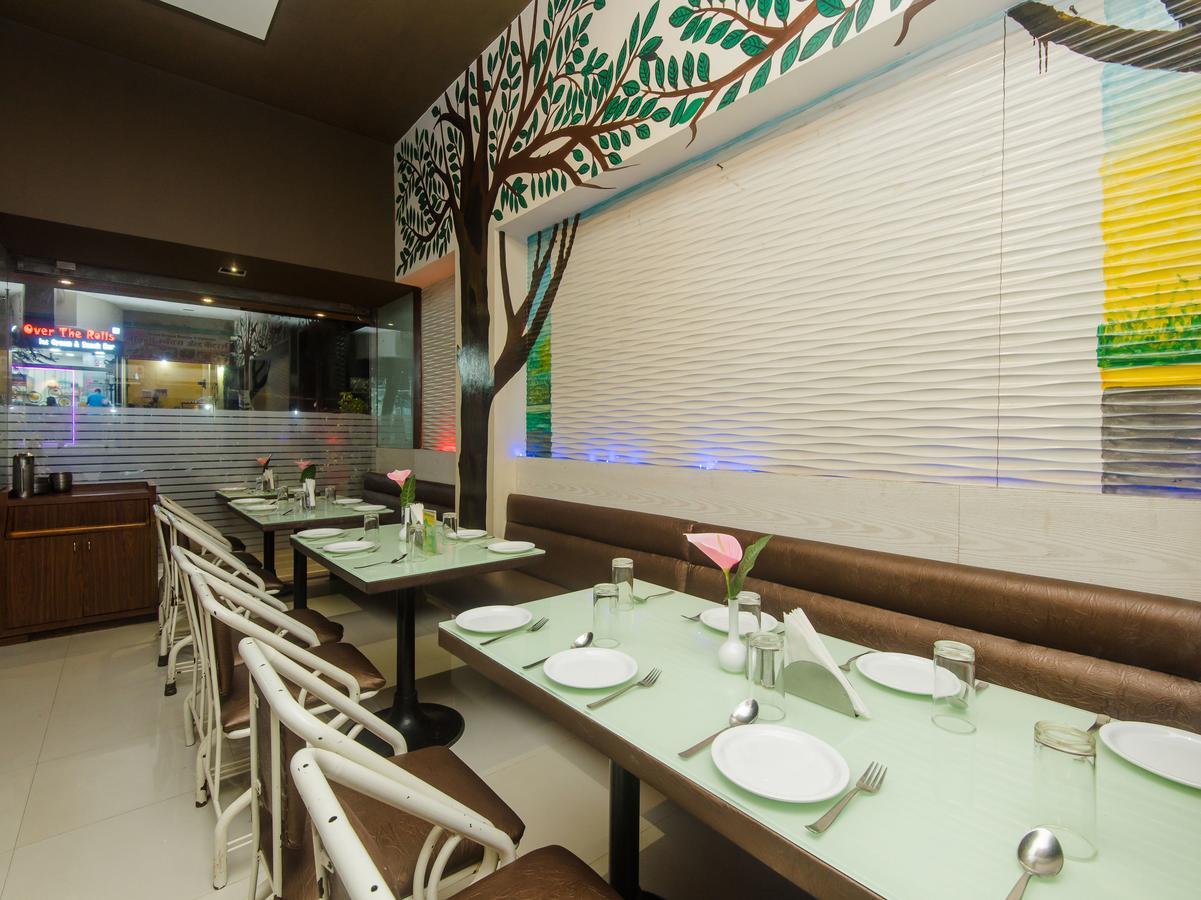 Hotel Shubham Panvel Eksteriør billede
